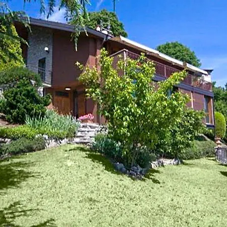 Sleeps 6 Pool Wifi